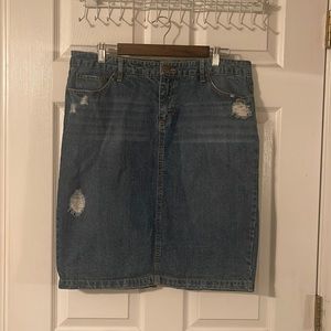 Attention brand size 14 knee-length skirt